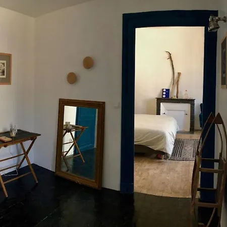 ベッド・アンド・ブレックファスト Maison Cha-ri-va-ri Lavoûte-Chilhac