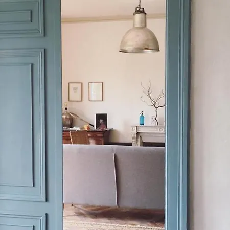 Bed & Breakfast Maison Cha-ri-va-ri *