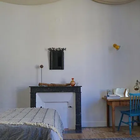 ベッド・アンド・ブレックファスト Maison Cha-ri-va-ri Lavoûte-Chilhac