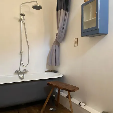 ベッド・アンド・ブレックファスト Maison Cha-ri-va-ri Lavoûte-Chilhac