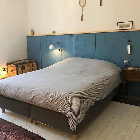 Bed & Breakfast Maison Cha-ri-va-ri *