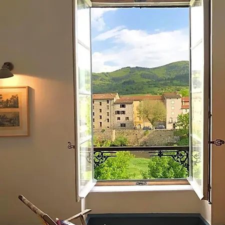 Bed & Breakfast Maison Cha-ri-va-ri Lavoute-Chilhac