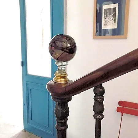 Maison Cha-ri-va-ri Frühstückspension 3*